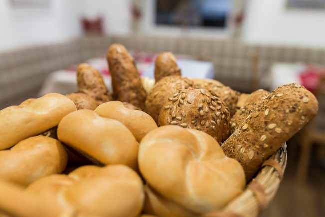 Frisches Brot und Gebäck